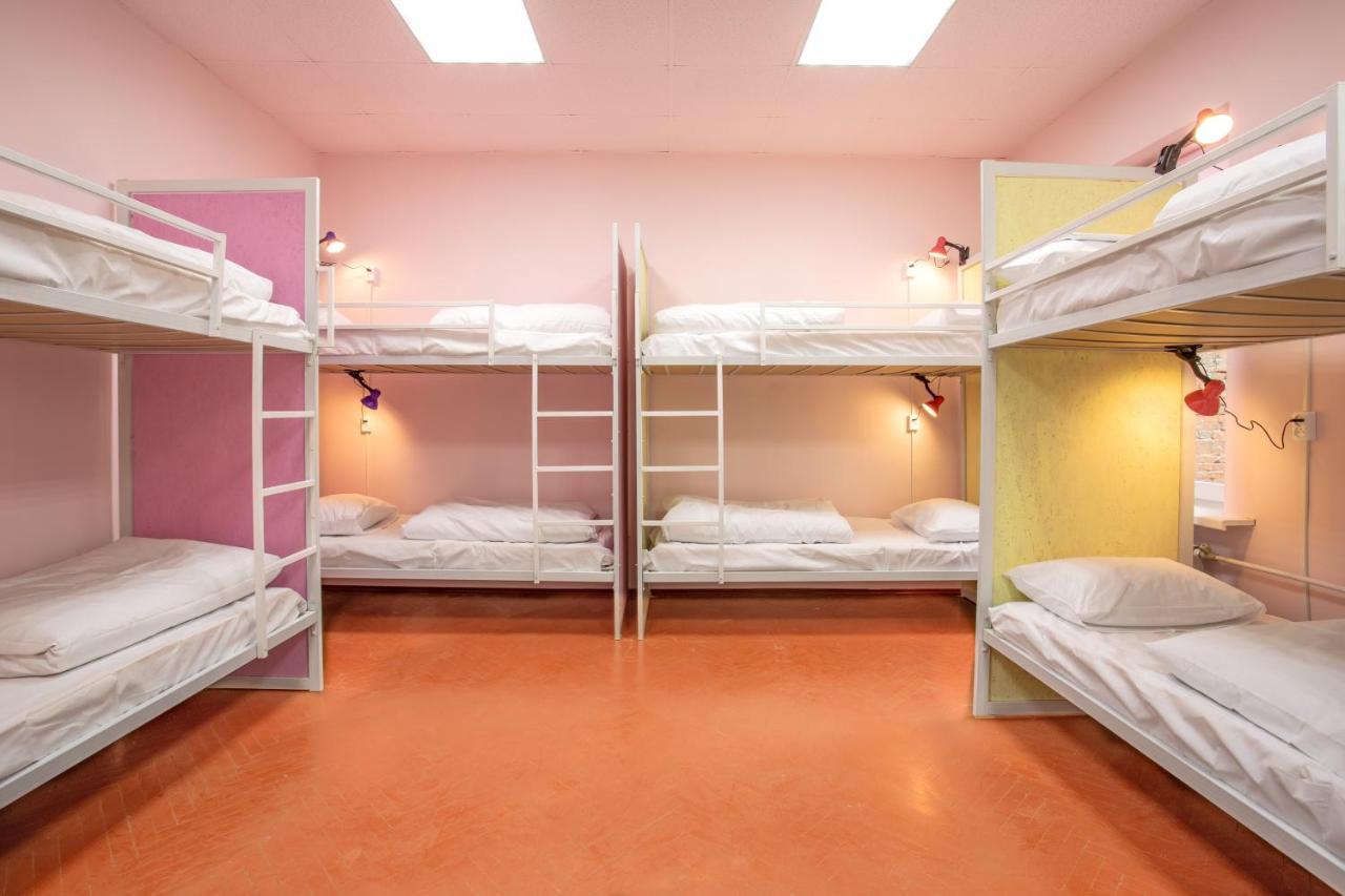 P2B Hostel & Bar Kiev Ngoại thất bức ảnh