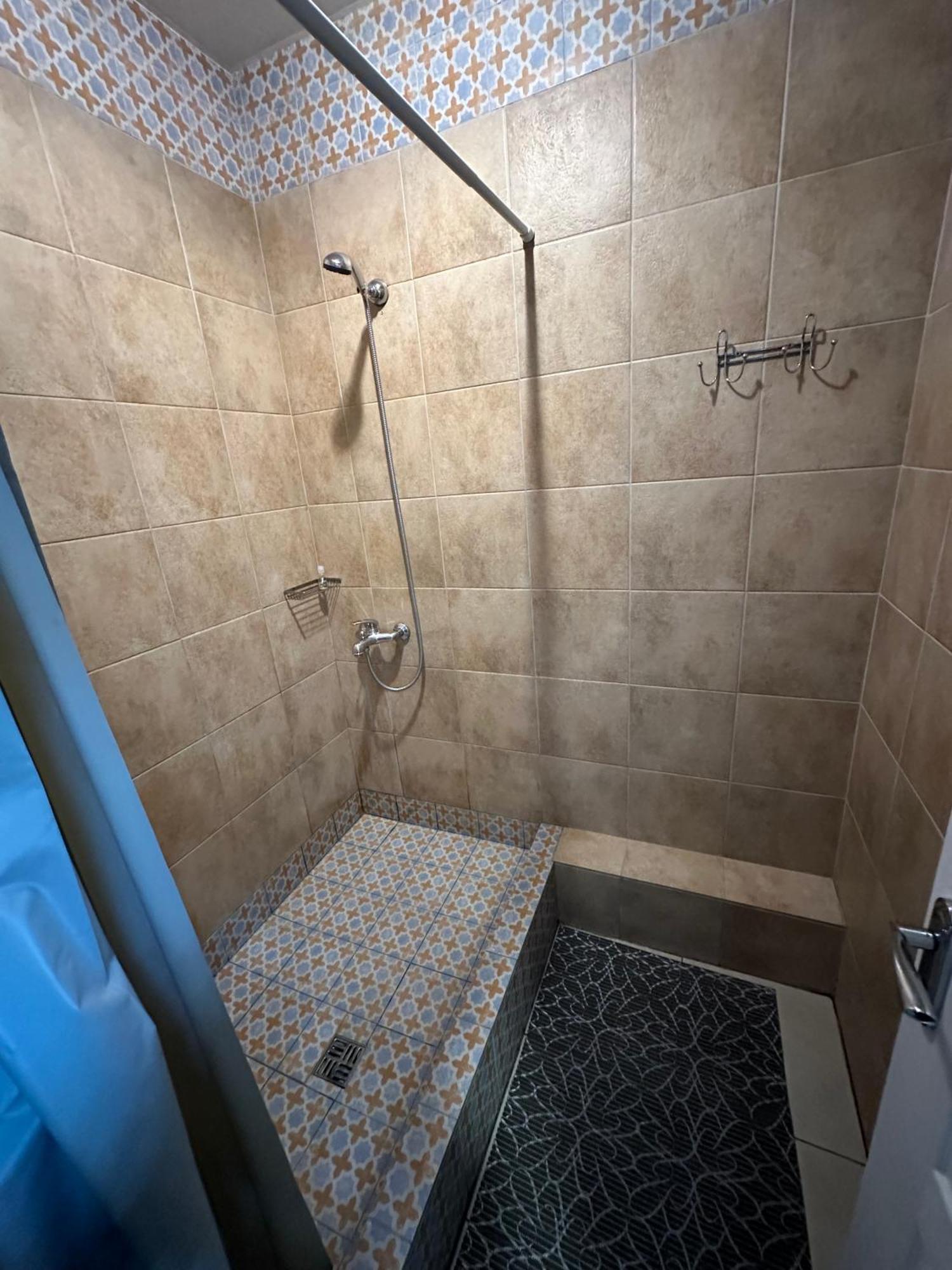 P2B Hostel & Bar Kiev Ngoại thất bức ảnh