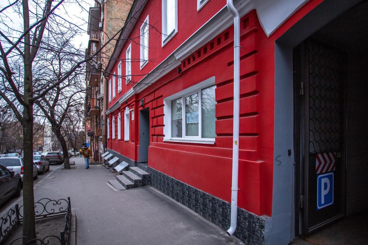 P2B Hostel & Bar Kiev Ngoại thất bức ảnh