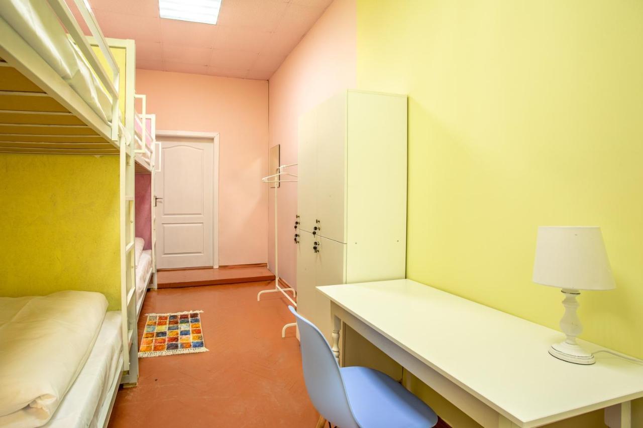 P2B Hostel & Bar Kiev Ngoại thất bức ảnh